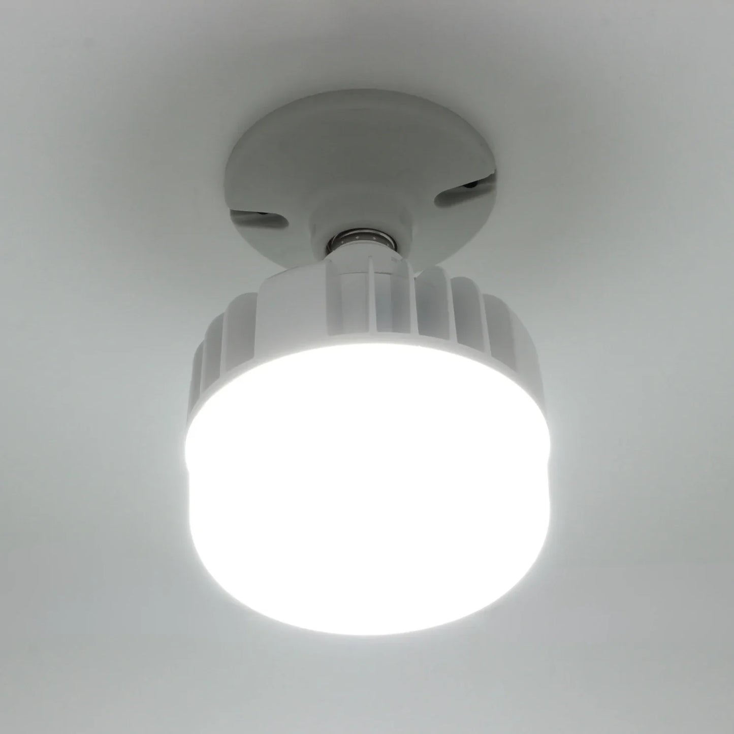 Foco led 100 W luz blanca/fría multivoltaje Igoto F108100