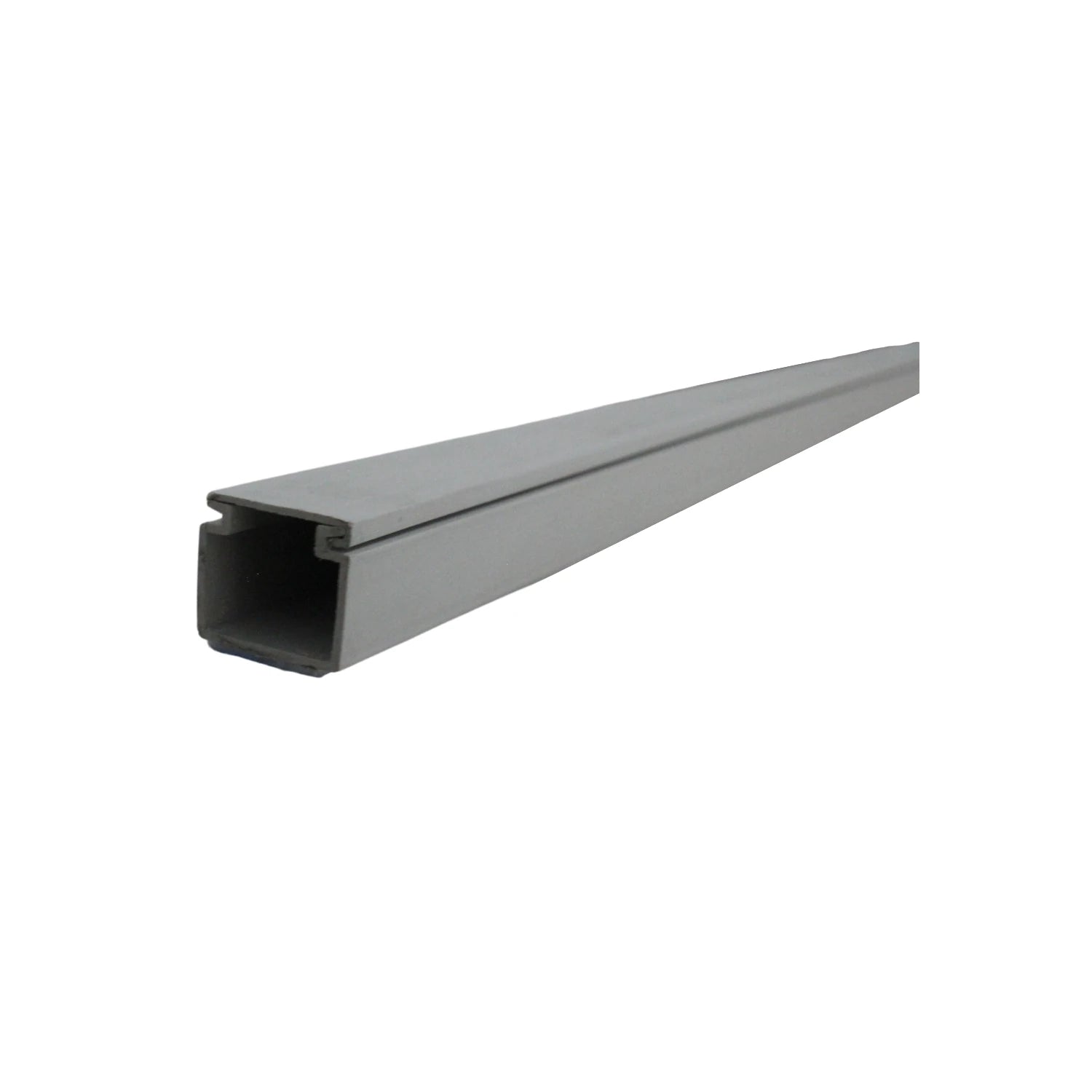 Canaleta blanca perfil rectangular para organizar y proteger cables eléctricos