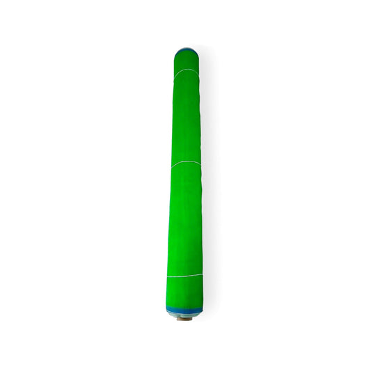 Tela mosquitera de plástico verde en rollo, 1.05m x 30m, para protección contra insectos en ventanas y puertas.