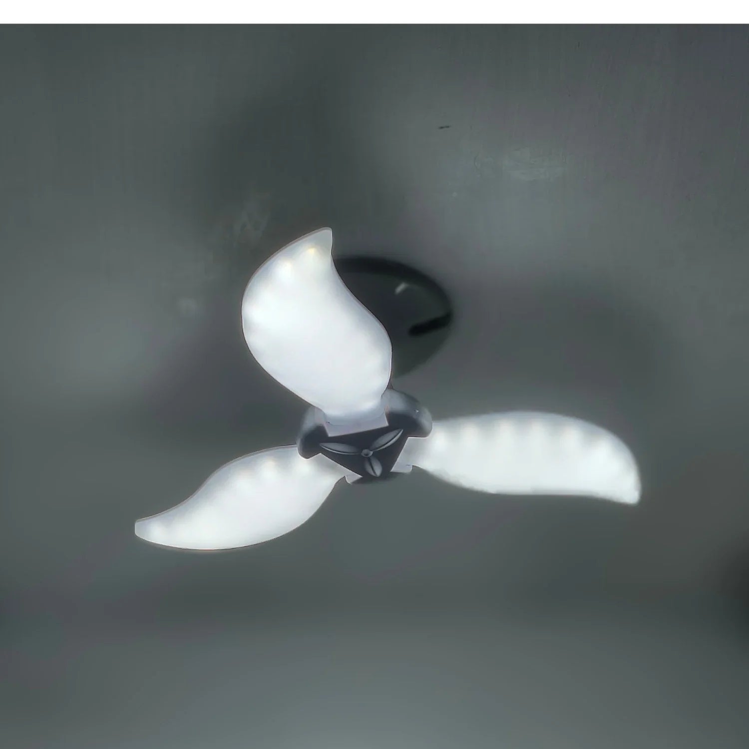 Lámpara 45 W 3 aspas TresB LED-C45U