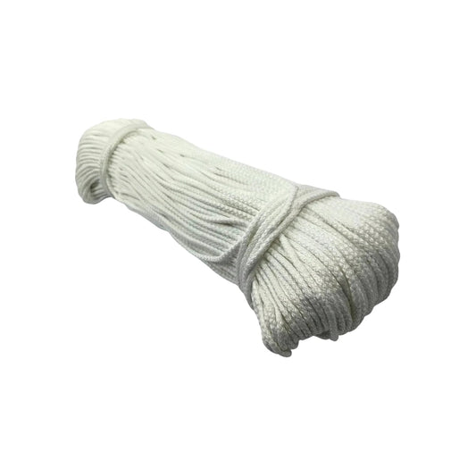 Piola blanca fina enrollada para uso general, resistente y duradera, ideal para trabajos de ferretería y hogar.