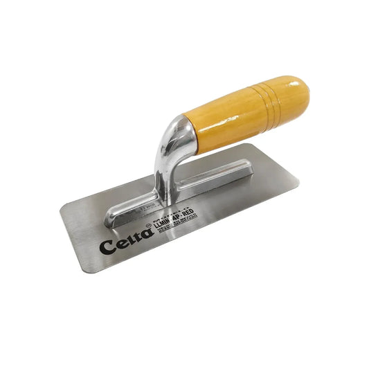 Llana metálica Celta modelo LLMIN-4P-RED con mango de madera para acabados y aplicación de mortero