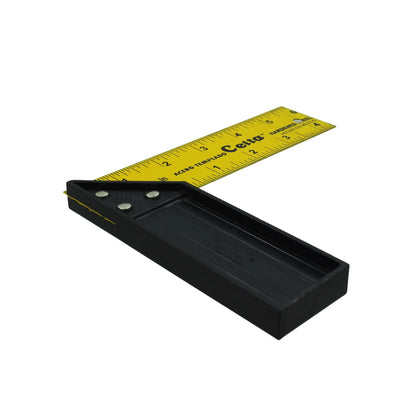 Escuadra 6" Celta mango de plástico