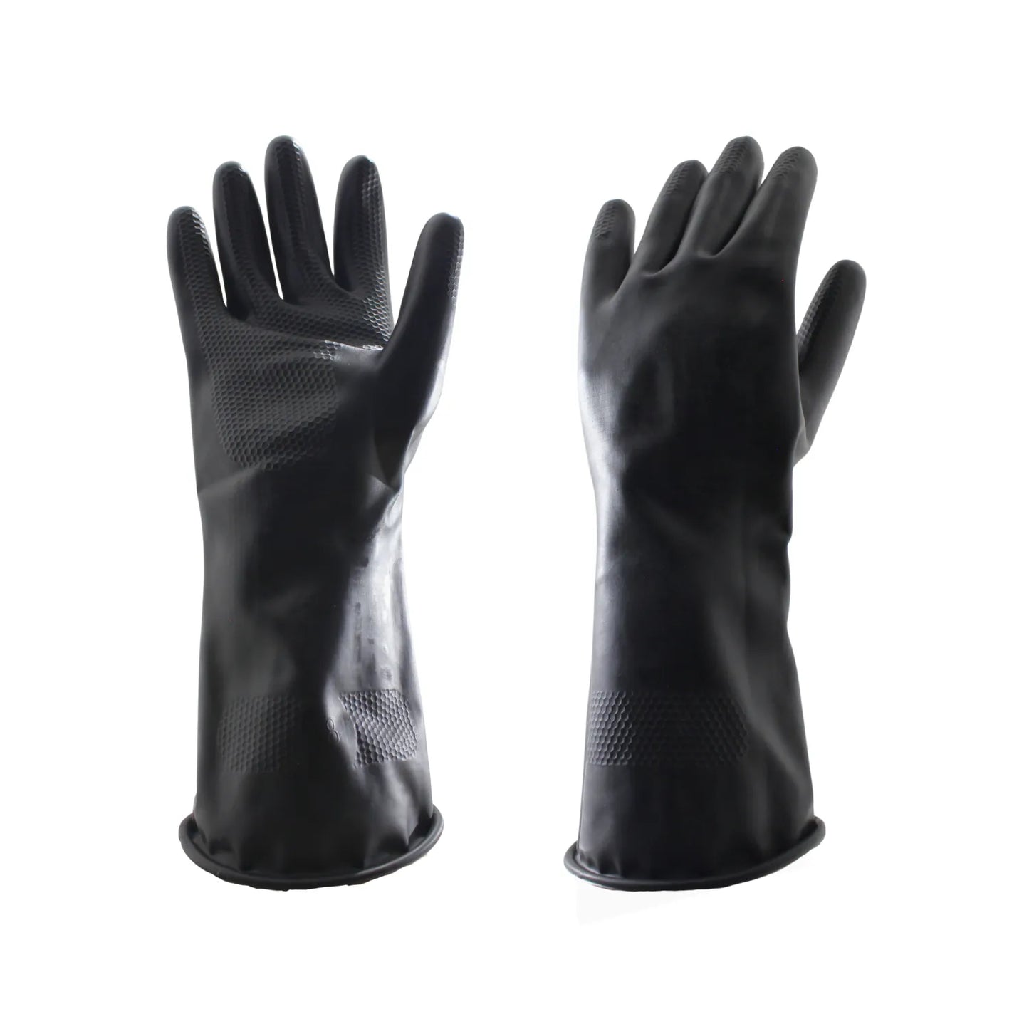 Guantes de goma negros industriales con palma texturizada y puño largo para limpieza y protección química.