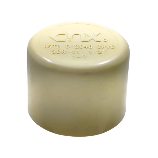 Tapón CPVC CNX de 1/2 pulgada crema, especificaciones ASTM D-2846 SDR-11 para sistemas de tuberías.