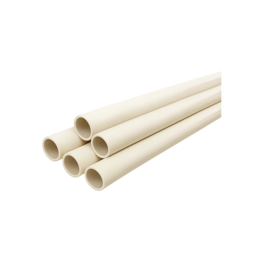 Tubos CPVC de 1/2 pulgada (13 mm) para instalaciones de agua caliente, color crema apilados
