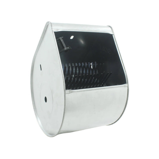 Comedero tiroleta galvanizado para aves, resistente metal plateado con montaje mural, perfecto para corral.