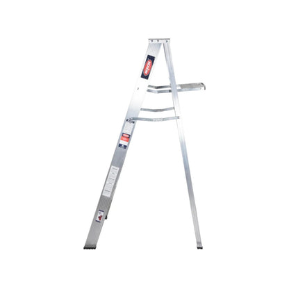 Escalera tijera 4 peldaños Akron de aluminio plateado, uso profesional y doméstico
