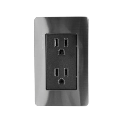 Placa de pared Solaris con 2 contactos eléctricos dúplex negros y acabado de cromo cepillado para instalación residencial.