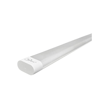 Luminaria LED lineal Maigoo blanca con difusor translúcido para montaje en superficie en interiores y oficinas.