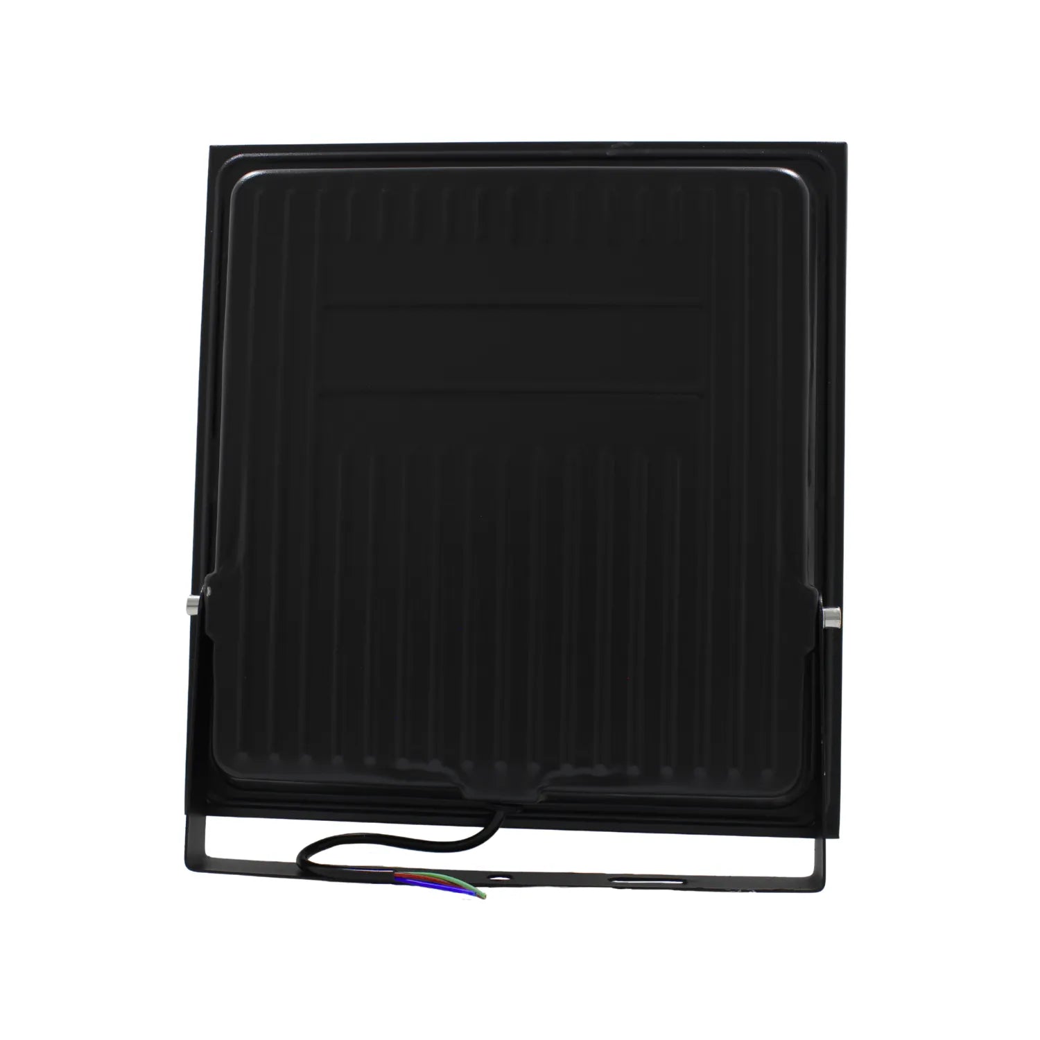 Foco LED exterior negro con disipador de calor integrado, soporte ajustable y cable de conexión de tres hilos.