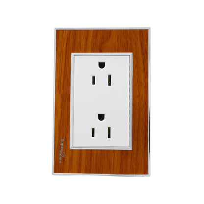 Toma corriente doble Superatomo con placa acabado madera y borde cromado para decoración de interiores.