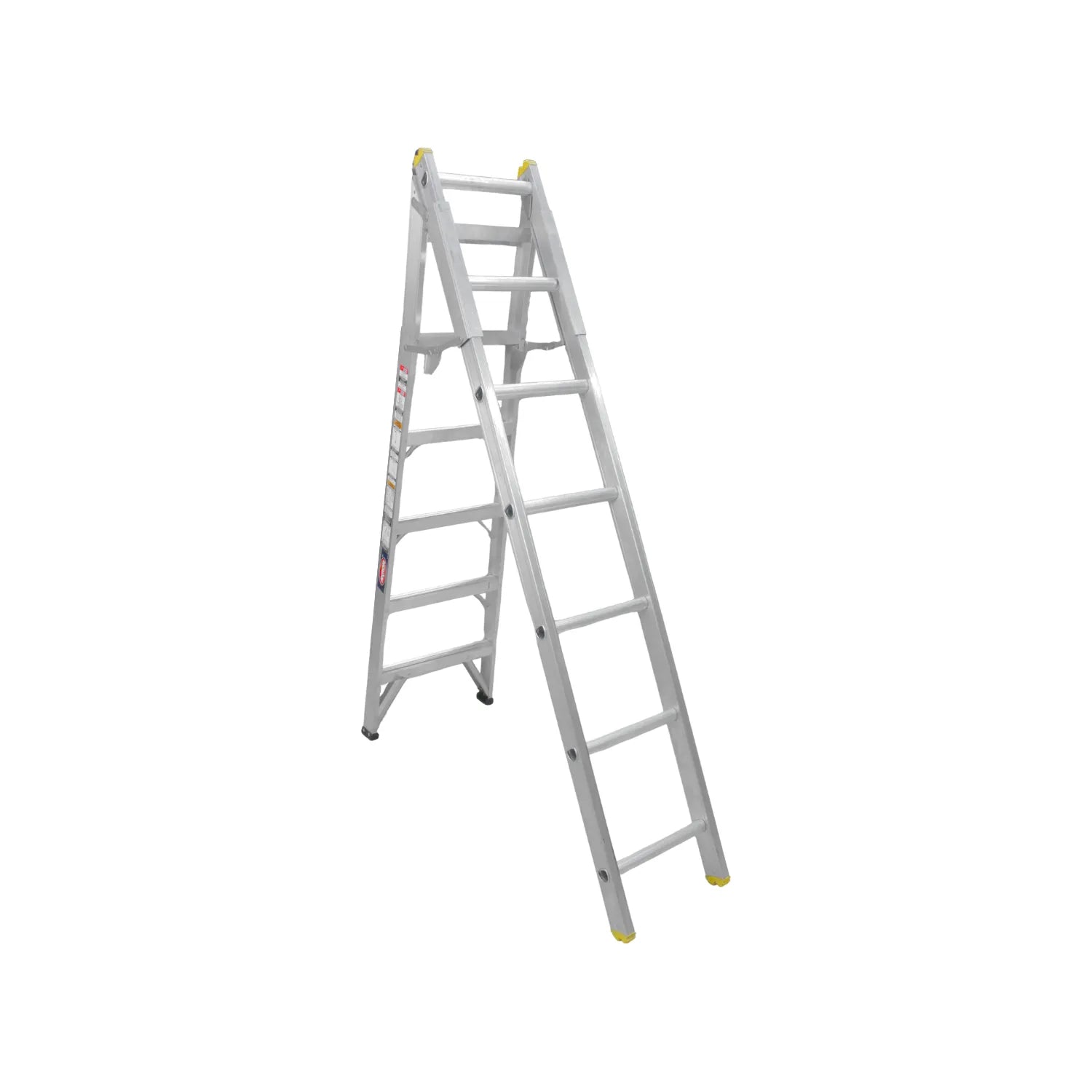 Escalera de tijera de aluminio doble acceso con peldaños reforzados y topes de seguridad amarillos.
