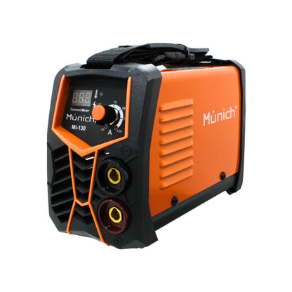 Soldadora inversora Múnich MI-130 130A portátil naranja y negro con display digital